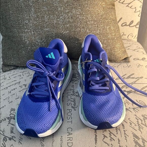 Adidas Vibrant Blue Sneakers - Picture 2 of 8